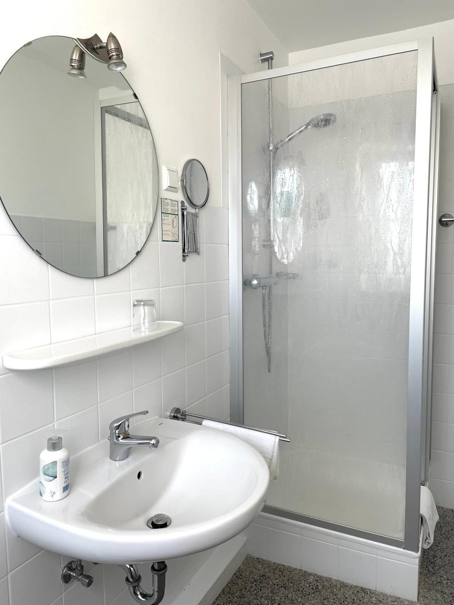 Hotel-Pension Hommen Koblenz  Exteriör bild