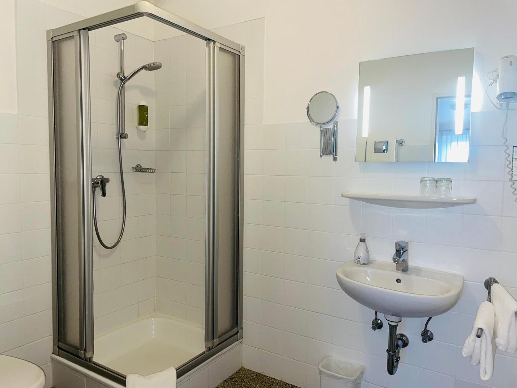 Hotel-Pension Hommen Koblenz  Exteriör bild